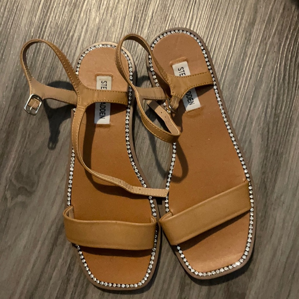 Steve Madden sandals new